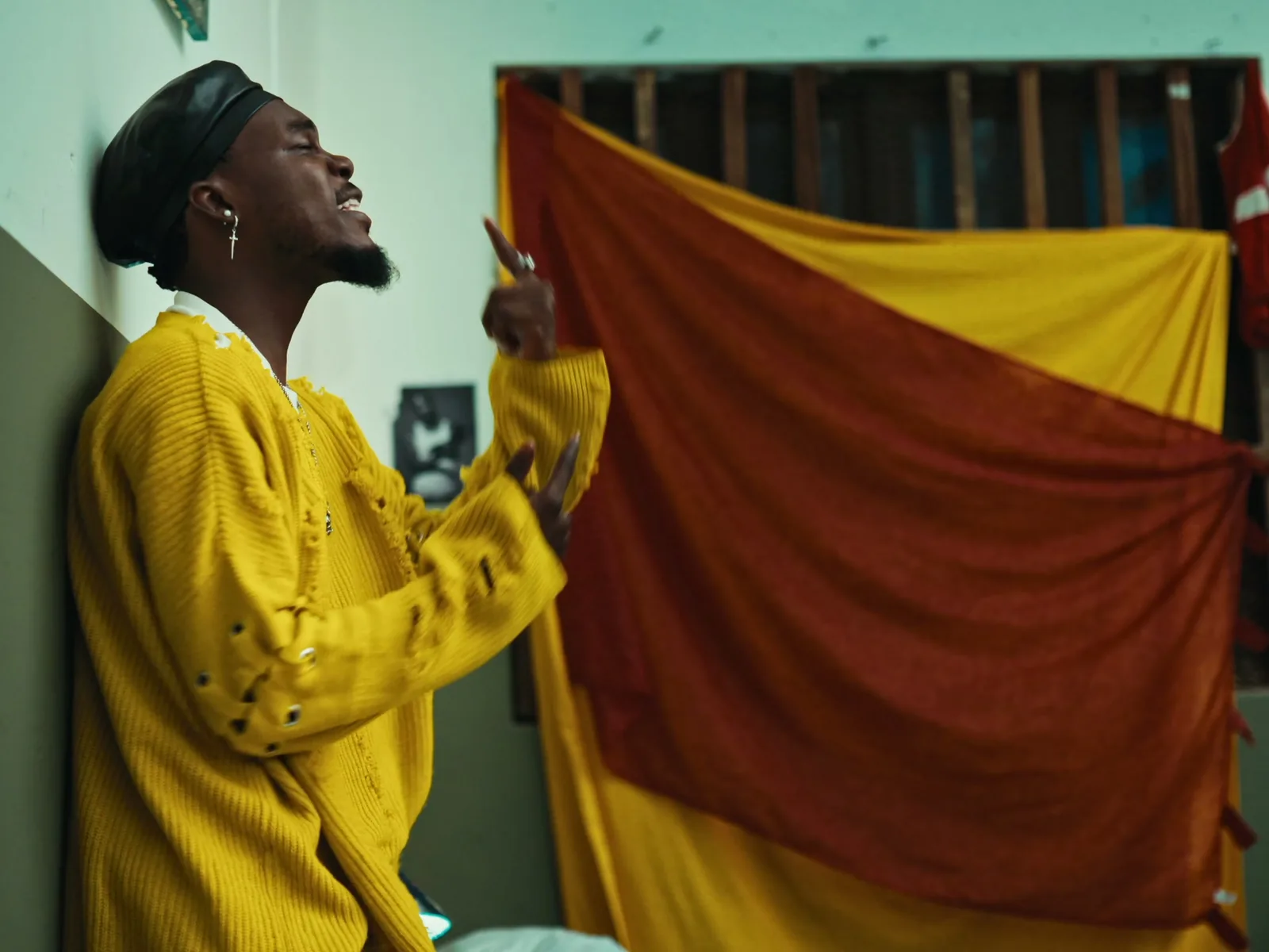 Frame from Ayekoo